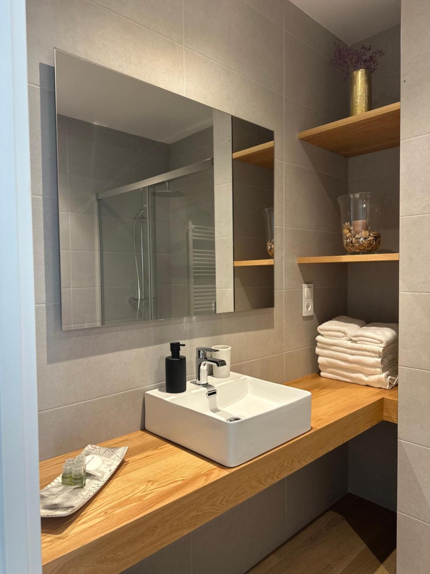 Corunaflat Apartamentos Con Encanto En El Centro De A Coruna Luaran gambar